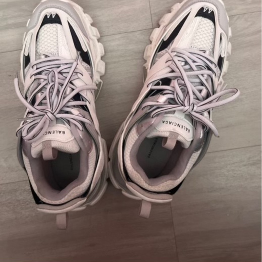 Tracks